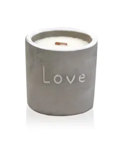 vela de hormigon con mecha madera y letras love