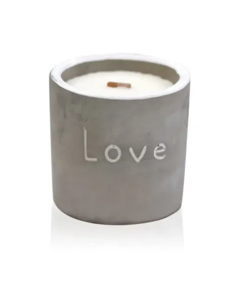 vela de hormigon con mecha madera y letras love