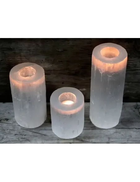 comprar conjunto de 3 portavelas de selenita cilíndricos encendidos con vela dentro, grande mediano y pequeños en Abonica