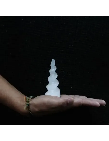 comprar torre de selenita forma cuerno unicornio pequeño en tienda online Abonica