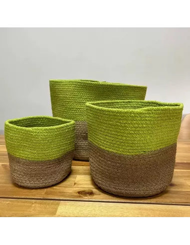 Conjunto 3 cestas verde y marrón en el suelo