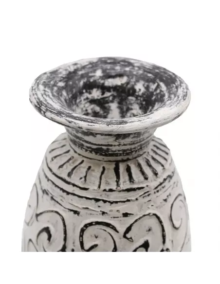 Jarrón de cerámica artesanal con diseño en remolinos