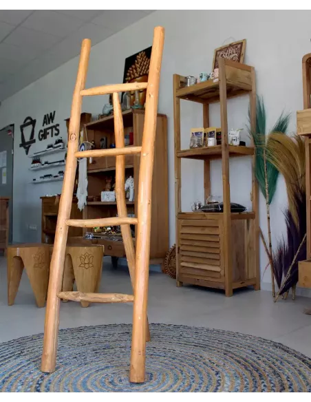 Escalera de teca natural | Decoración sostenible y artesanal