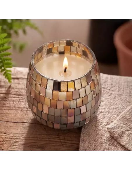 Vela mediana mosaico, encendida