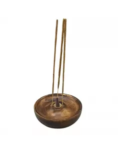 Disco porta incienso de madera sobre fondo blanco 2
