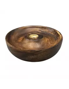 Disco porta incienso de madera sobre fondo blanco